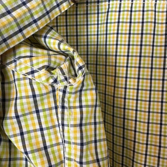 Men’s  plaid long sleeve shirt. - Picture 7 of 10